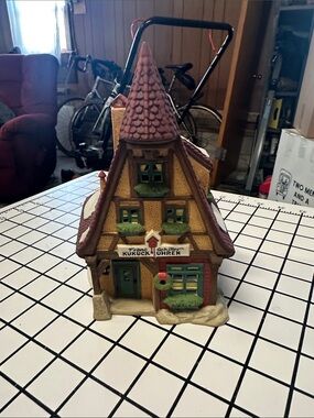 Dept 56 Alpine Village Kukuck Uhren
